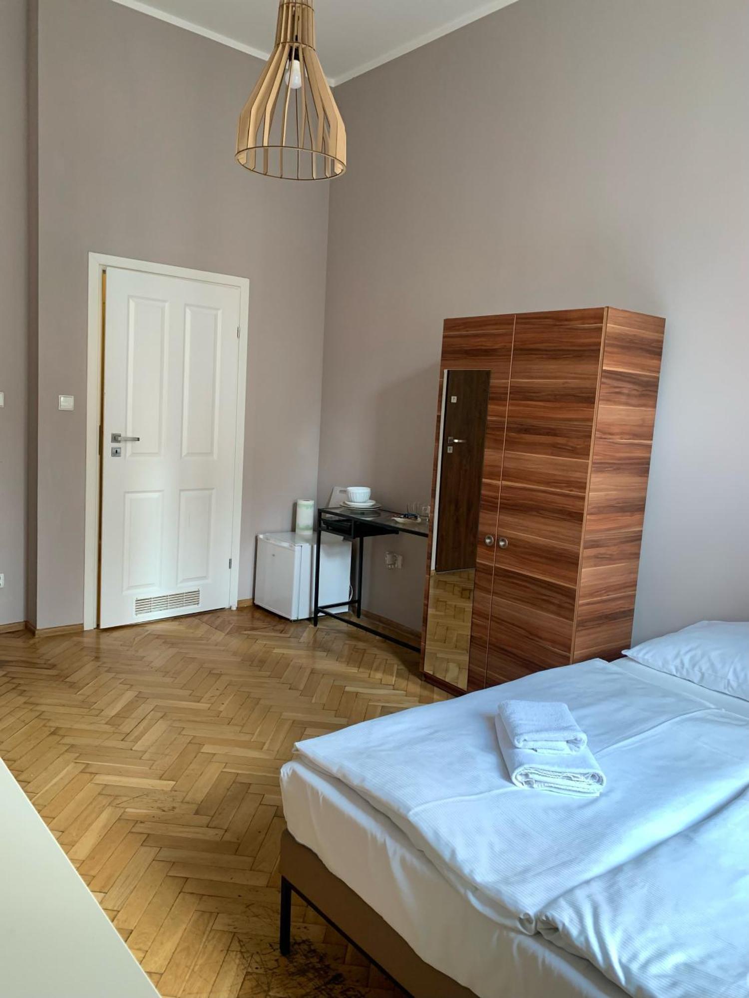 Apartament Gold Jasmine Apartment Krakow Exterior photo